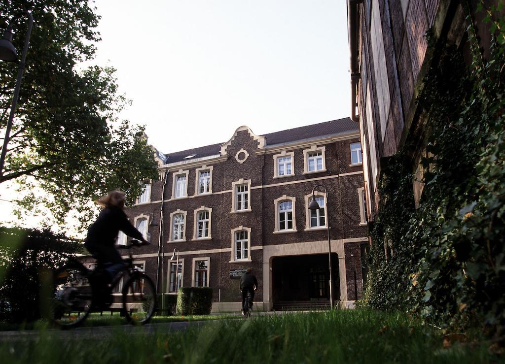 Jugendherberge Duisburg Landschaftspark Exterior foto