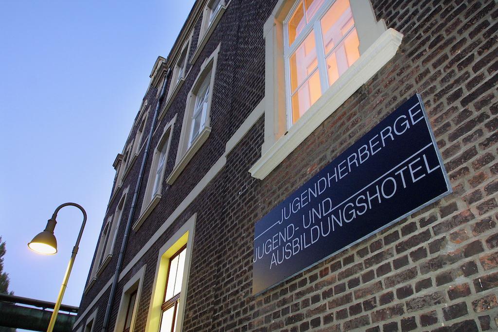 Jugendherberge Duisburg Landschaftspark Exterior foto